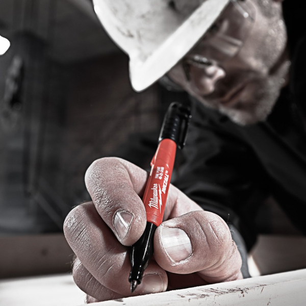 MILWAUKEE 48223100 Černý stavební popisovač jemný hrot 1 mm: obrázek 2